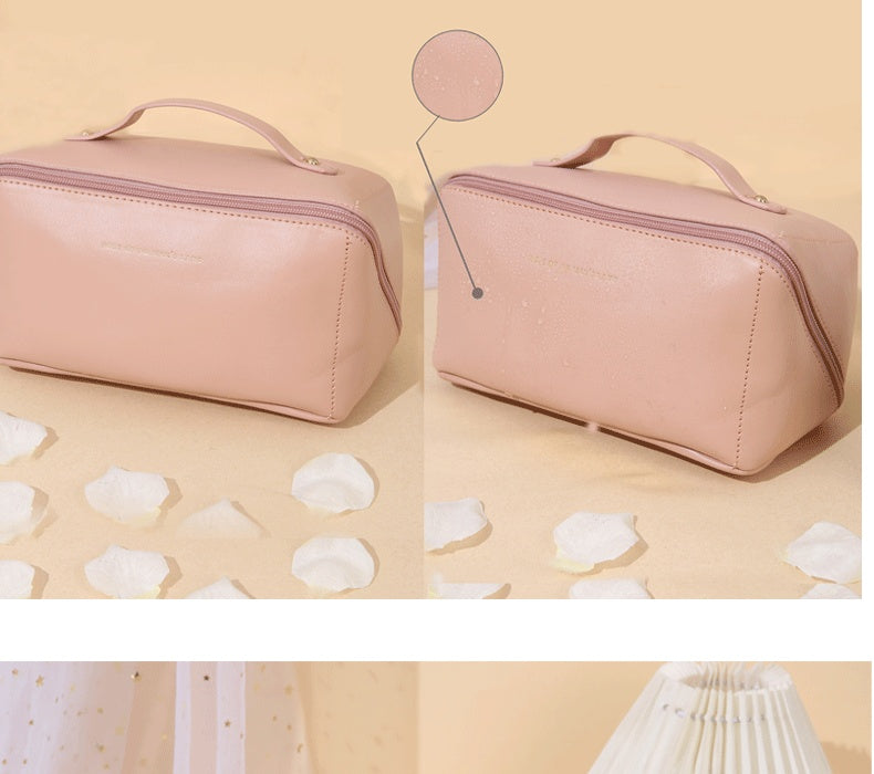 Saly™ Expandable Travel Makeup Bag