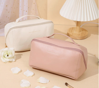 Saly™ Expandable Travel Makeup Bag